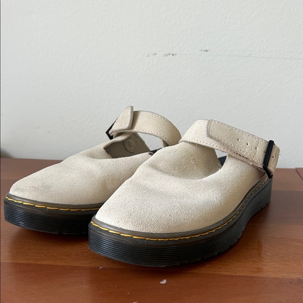 DOC MARTENS CARLSON SUEDE BEIGE CLOG